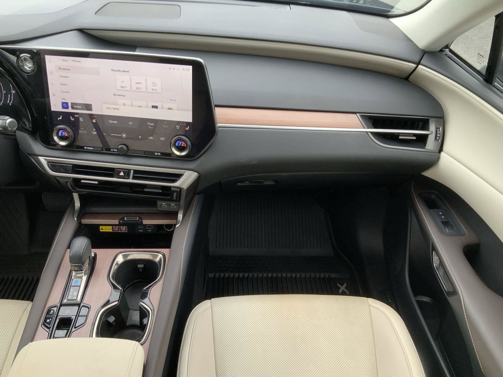 Used 2023 Lexus RX 350 Premium w/ Cold Area Package AWD/4WD image 55