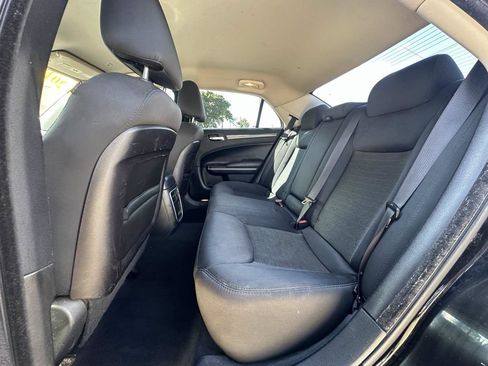 Used 2019 Chrysler 300 Touring w/ Sport Appearance Package RWD image 37