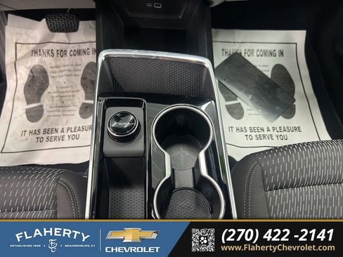 Used 2026 Chevrolet Equinox LT AWD/4WD image 29