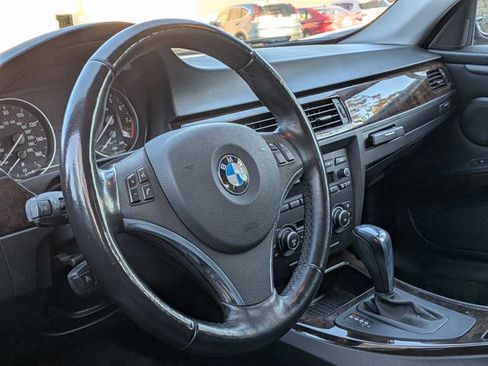 Used 2012 BMW 335i Coupe image 9