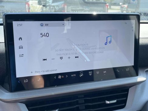 New 2025 Ford Explorer Active image 10