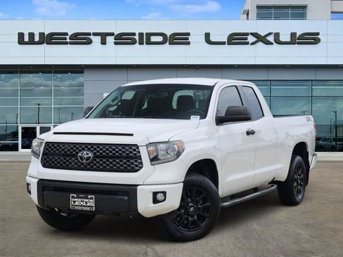 Used 2020 Toyota Tundra SR5 w/ SX Package RWD image 1