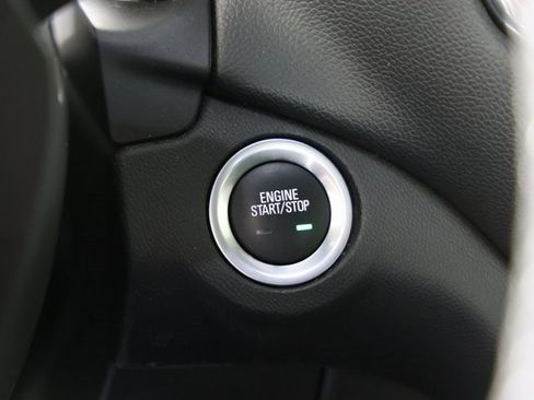 Used 2019 Chevrolet Equinox LT image 19