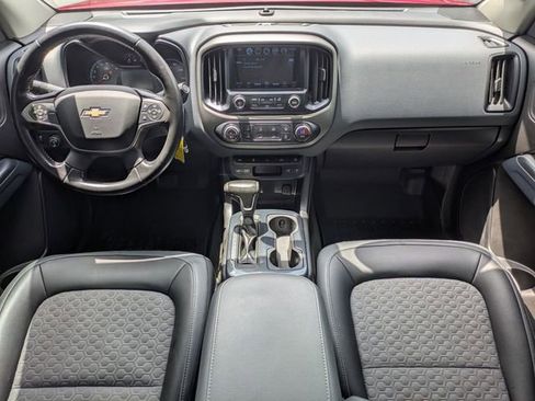 Used 2018 Chevrolet Colorado Z71 AWD/4WD image 24
