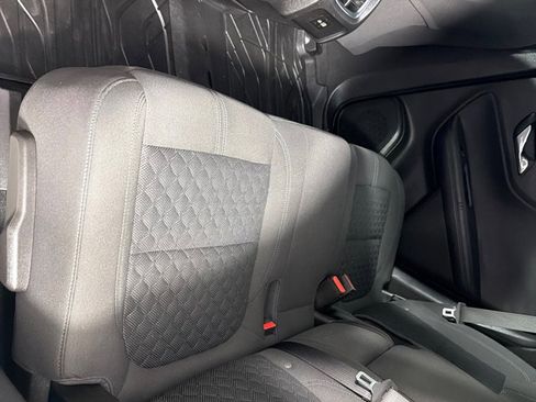 Used 2020 Chevrolet Blazer LT FWD image 18