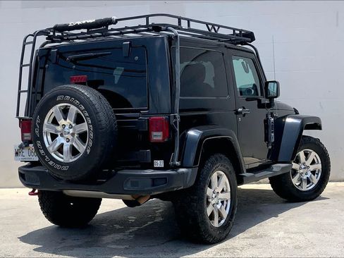 Used 2013 Jeep Wrangler Sahara w/ Connectivity Group AWD/4WD image 22