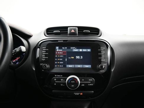 Used 2019 Kia Soul ! FWD image 43
