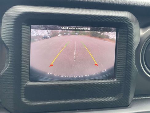 Used 2022 Jeep Wrangler Unlimited Sport AWD/4WD image 27