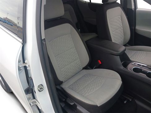 Used 2020 Chevrolet Equinox LT image 27