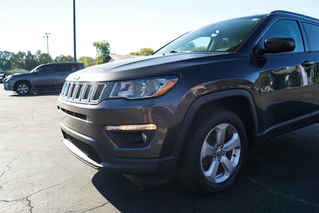 Used 2020 Jeep Compass Latitude FWD image 18