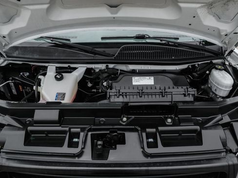 Used 2022 GMC Savana 2500 RWD image 41