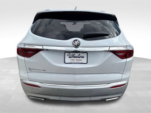 Used 2023 Buick Enclave Essence w/ Experience Buick Package AWD/4WD image 4