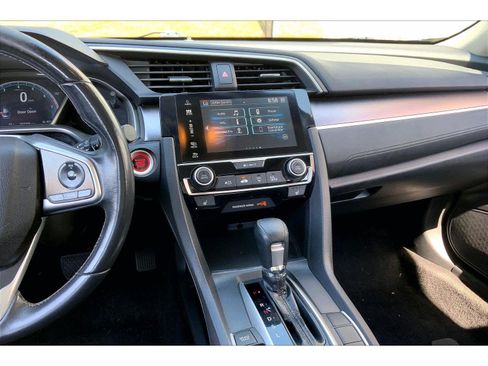 Used 2018 Honda Civic EX-T image 6