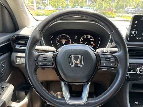 Used 2024 Honda Pilot EX-L image 48