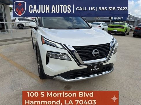 Used 2023 Nissan Rogue Platinum w/ Platinum Premium Package AWD/4WD image 3