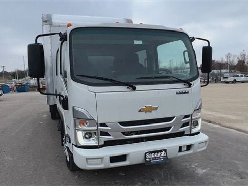 New 2024 Chevrolet Low Cab Forward image 3