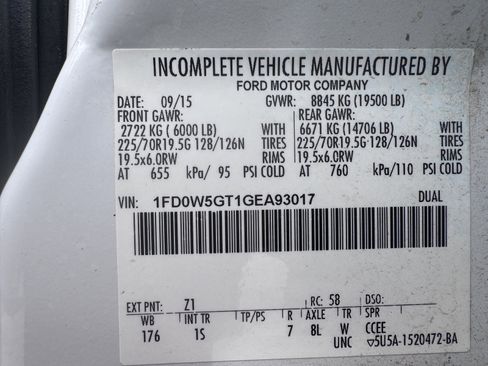 Used 2016 Ford F550 2WD Crew Cab Super Duty image 22