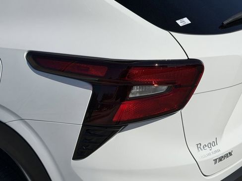 New 2026 Chevrolet Trax LT w/ Driver Confidence Package image 8