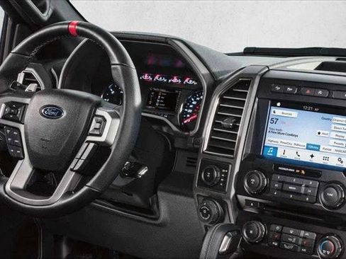 Used 2018 Ford F150 XLT w/ XTR Package image 5