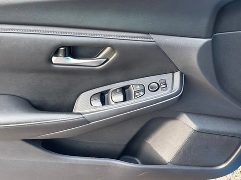 Certified 2024 Nissan Sentra SV w/ All-Weather Package FWD image 19