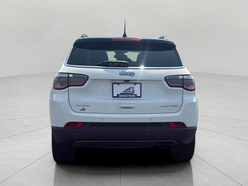 Used 2018 Jeep Compass Limited w/ Safety & Security Group AWD/4WD image 10
