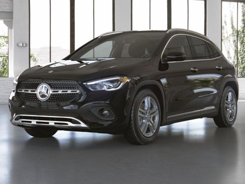 Used 2023 Mercedes-Benz GLA 250 4MATIC image 1