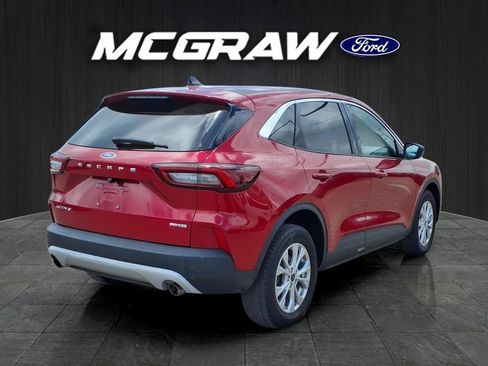 Used 2023 Ford Escape Active w/ Tech Pack #1 AWD/4WD image 4