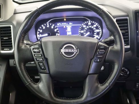 Used 2022 Nissan Frontier SV image 13