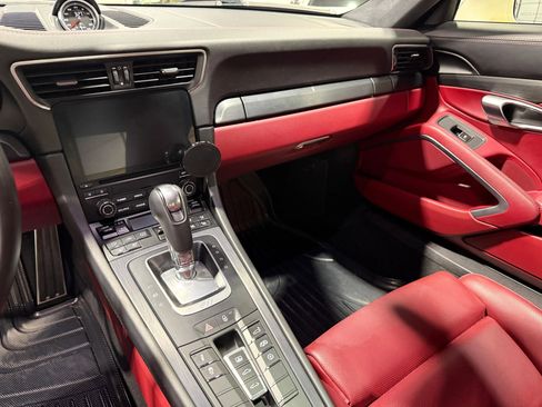 Used 2019 Porsche 911 Carrera 4 GTS image 59