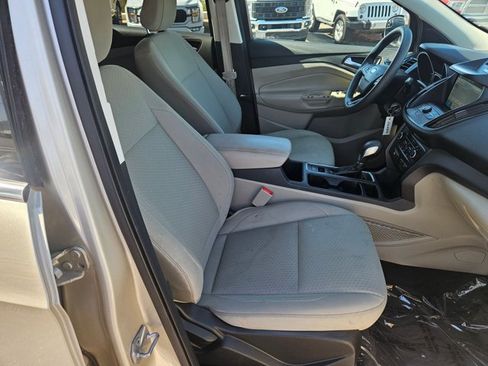 Used 2018 Ford Escape SE w/ SE Sync 3 Package FWD image 20