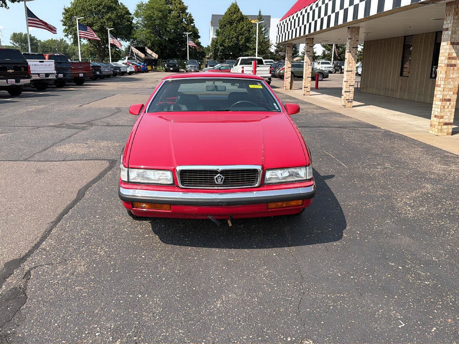 Used 1990 Chrysler TC by Maserati FWD image 2