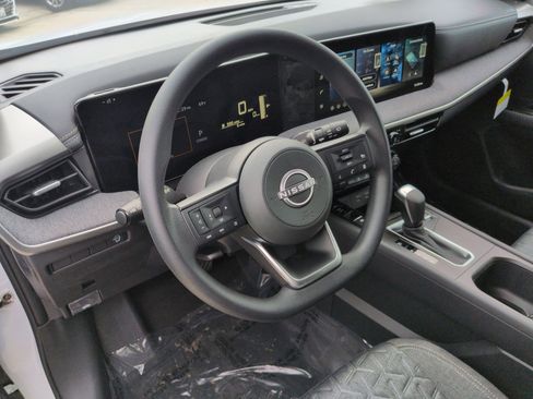 New 2026 Nissan Kicks SV image 2