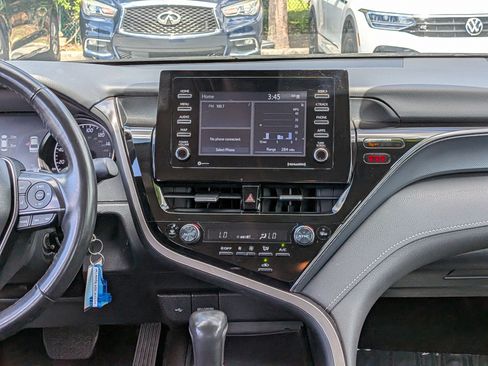 Used 2024 Toyota Camry SE w/ Cold Weather Package AWD/4WD image 17