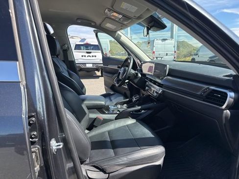 Used 2024 Kia Telluride S image 24