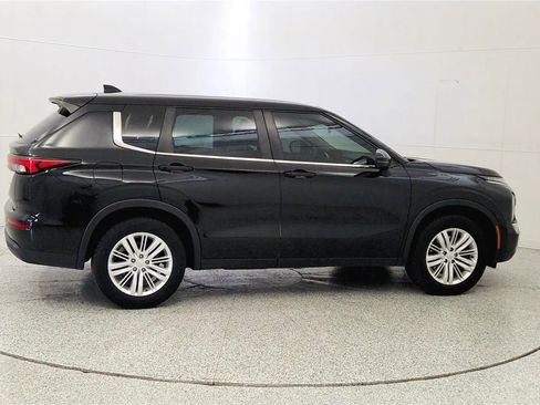 Used 2023 Mitsubishi Outlander ES AWD/4WD image 8