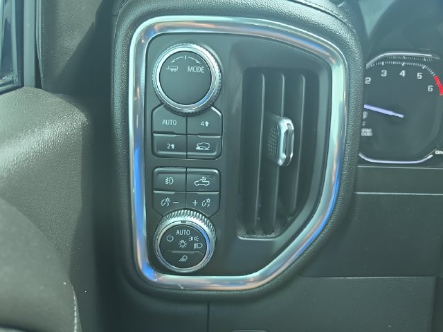 Used 2020 GMC Sierra 1500 SLT w/ SLT Premium Package AWD/4WD image 29