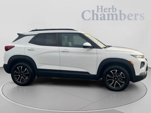 Used 2023 Chevrolet TrailBlazer ACTIV AWD/4WD image 5