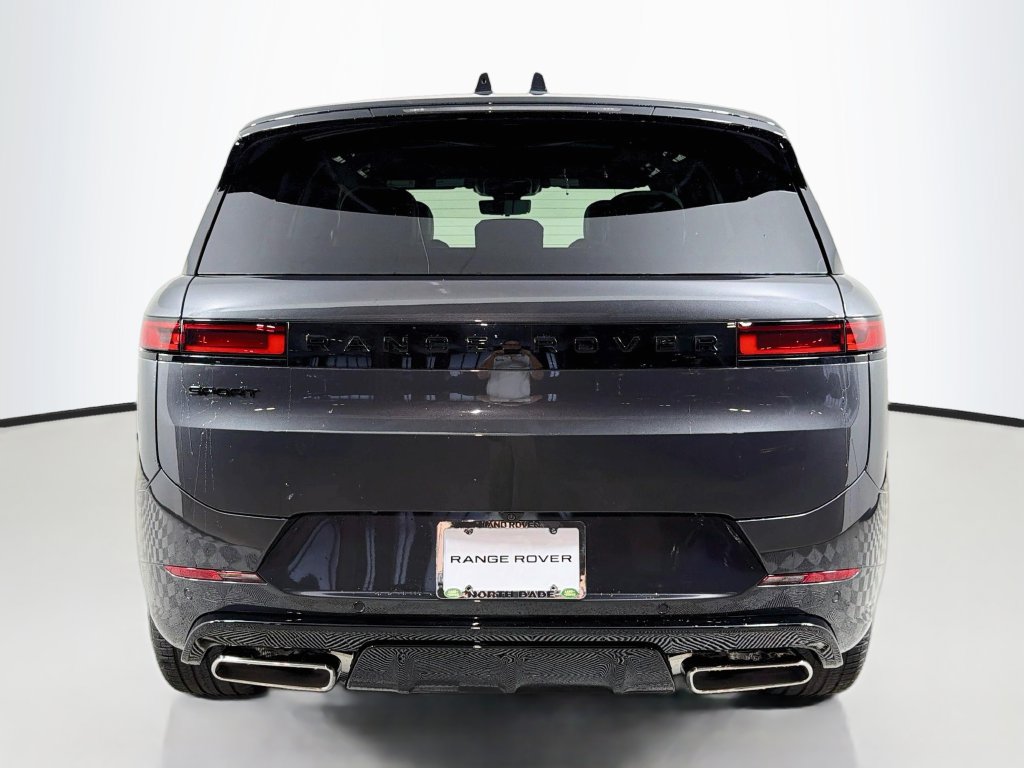 New 2027 Land Rover Range Rover Sport Battersea AWD/4WD image 6