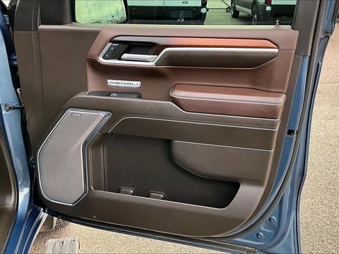 Used 2024 GMC Sierra 1500 Denali w/ Technology Package image 23