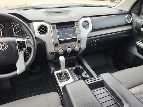Used 2017 Toyota Tundra SR5 AWD/4WD image 24