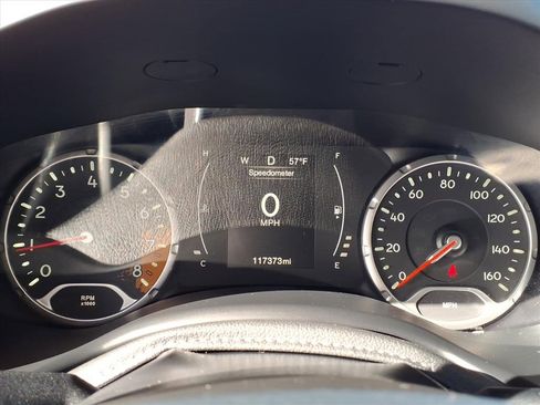 Used 2016 Jeep Renegade Latitude image 18