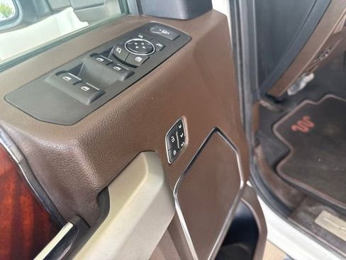 Used 2021 Ford F250 King Ranch w/ King Ranch Ultimate Package AWD/4WD image 15