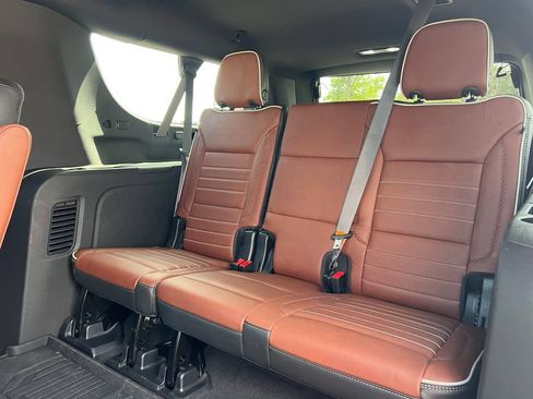 Used 2023 GMC Yukon XL Denali Ultimate w/ LPO, Floor Liner Package AWD/4WD image 7