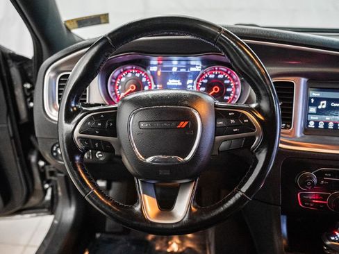 Used 2019 Dodge Charger SXT w/ Leather Interior Group image 25