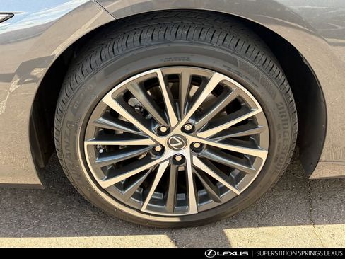 Certified 2025 Lexus ES 350 w/ Premium Package FWD image 6