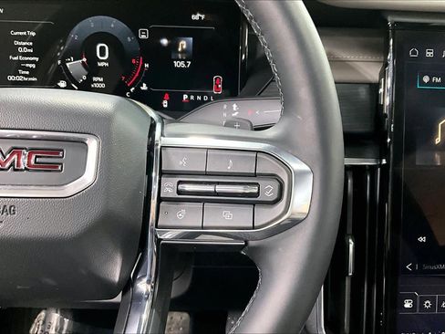 Used 2026 GMC Acadia Elevation w/ Elevation Premium Package image 25