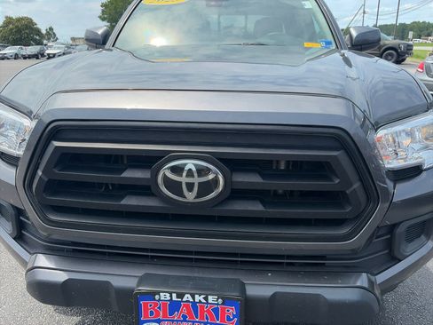 Used 2023 Toyota Tacoma SR AWD/4WD image 13