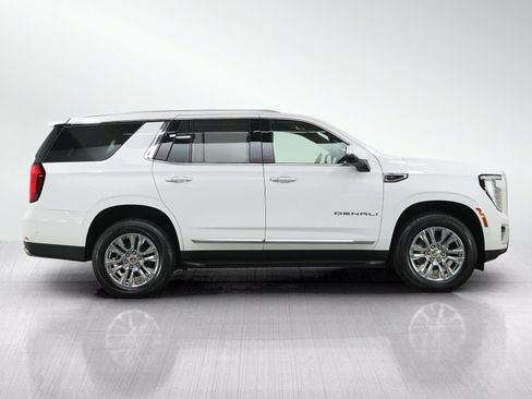 Used 2025 GMC Yukon Denali AWD/4WD image 8