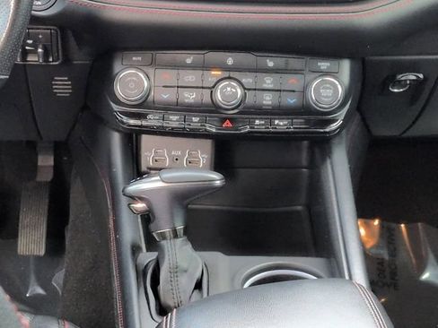 Used 2023 Dodge Durango GT AWD/4WD image 19