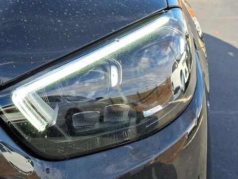 Used 2023 Mercedes-Benz E 450 4MATIC Cabriolet image 9